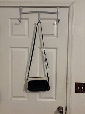 Like New Lauren Ralph Lauren Crossbody Bag